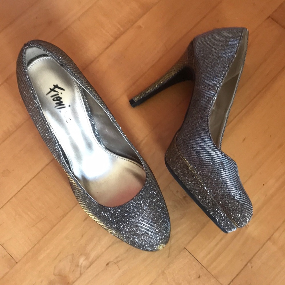 Fioni Night Women Jolly Glitter Pumps Size 5m
